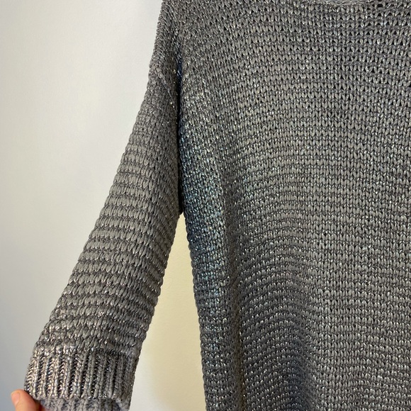 Metallic knit sweater with quarter length sleeve 100% cotton size medium - Picture 5 of 14
